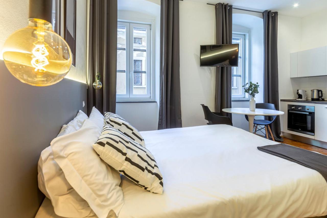 Amazing Studio In The City Center + Wifi Trieste Exterior photo
